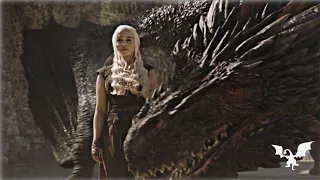 the slaver envoys are shocked by daenerys and drogon her reign has just begun game of thrones