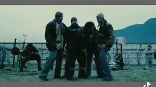 اغنيه اعرفكم بنفسي يا ناس انا اشهر واحد فاشل ممكن اشتراك بالقناة هتساعد  دندنها