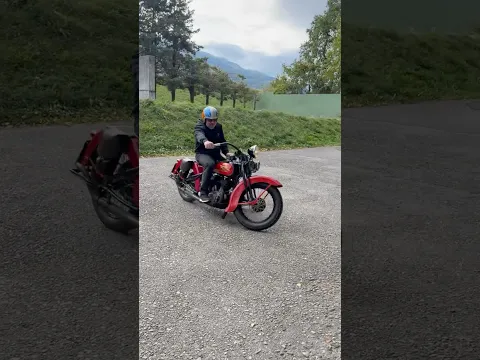 A Motorcycle from Another Era! 🏍️🔥