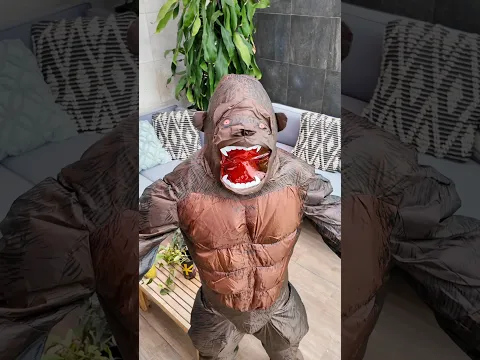 NO ME PUEDO QUITAR ESTE DISFRAZ DE KONG😩😩