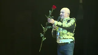 Хор Михаила Турецкого поздравил омичек с 8 марта