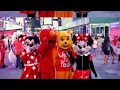Polos Opuestos (2002) | Visualizer