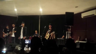 Download DAN Band - Aku Bukan Musuhmu (Launching New Single @Matchbox Cafe Surabaya) MP3