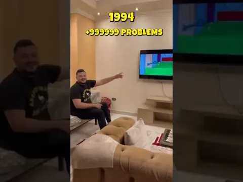 فرق اجيال😅😅