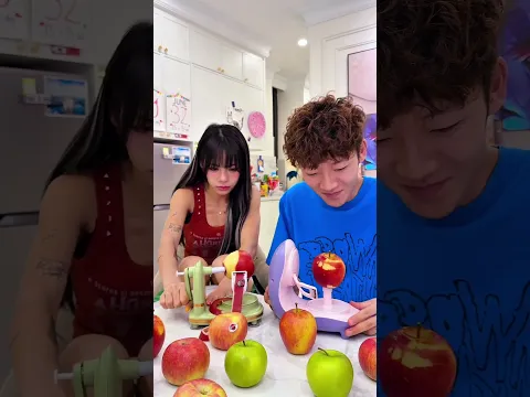 Manual vs Automatic Machine Gone Wrong! 🍎🤣 #shorts #apple