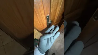 كيفية حل مشكل الباب اللي يتوشي في الأرض فكرة حيل حيلة ادوات عمل نصيحة 