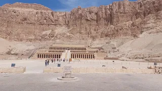 توت توت احنا في معبد حتشبسوت رحت الأقصر في عز الصيف بس تحفه 