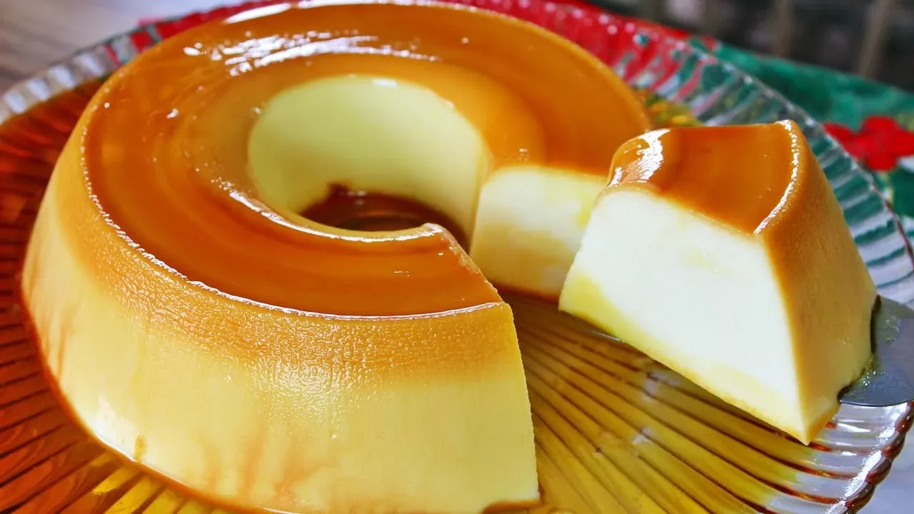 Neste vídeo eu ensino a fazer um pudim de leite em pó delicioso e que não perde em nada para a versã. 