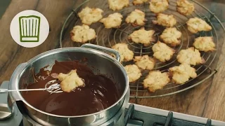 Kleingebäck mit dem Gitterschneider Facebook: lumara Rezepte und Backideen Beratung und Verkauf Moni. 