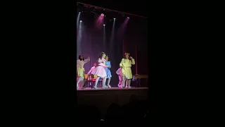              اغنية اعرفكم انا بنفسي من عروض            بالكويت دندنها