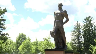 Cloud hanging over Michigan State Spartans react to J Batt s departure