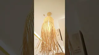 احصل على الأناقة والتمي ز مع ثريا ريفي طويلة باللون الذهبي 