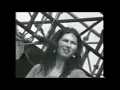 The Breeders - Drivin' On 9 (Music Video)