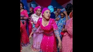mata nijar masu babban kwankwaso suna rawar badala