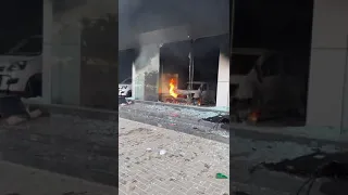 کراچی بحریہ ٹاؤن کیخلاف مختلف سیاسی جماعتوں اور عوام کا احتجاج اللہ تعالی ان کو ہدایت دے 