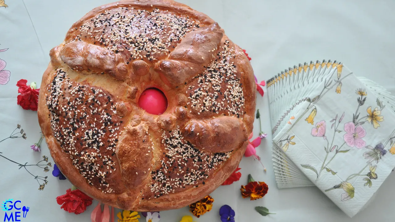 Greek Easter Bread aka Lambropsomo or Lambrokouloura -   