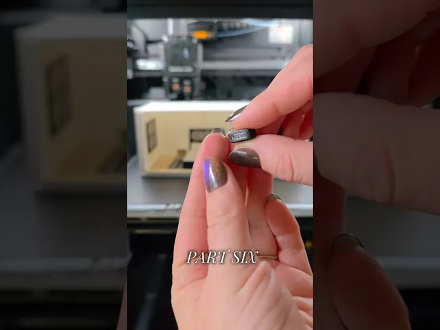 Alarm Clock - 1:24 Scale Miniature video thumbnail