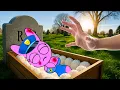 Download Lagu 😢 PINKI POLICE.... Please wake up!! (Sprunki in Real Life)