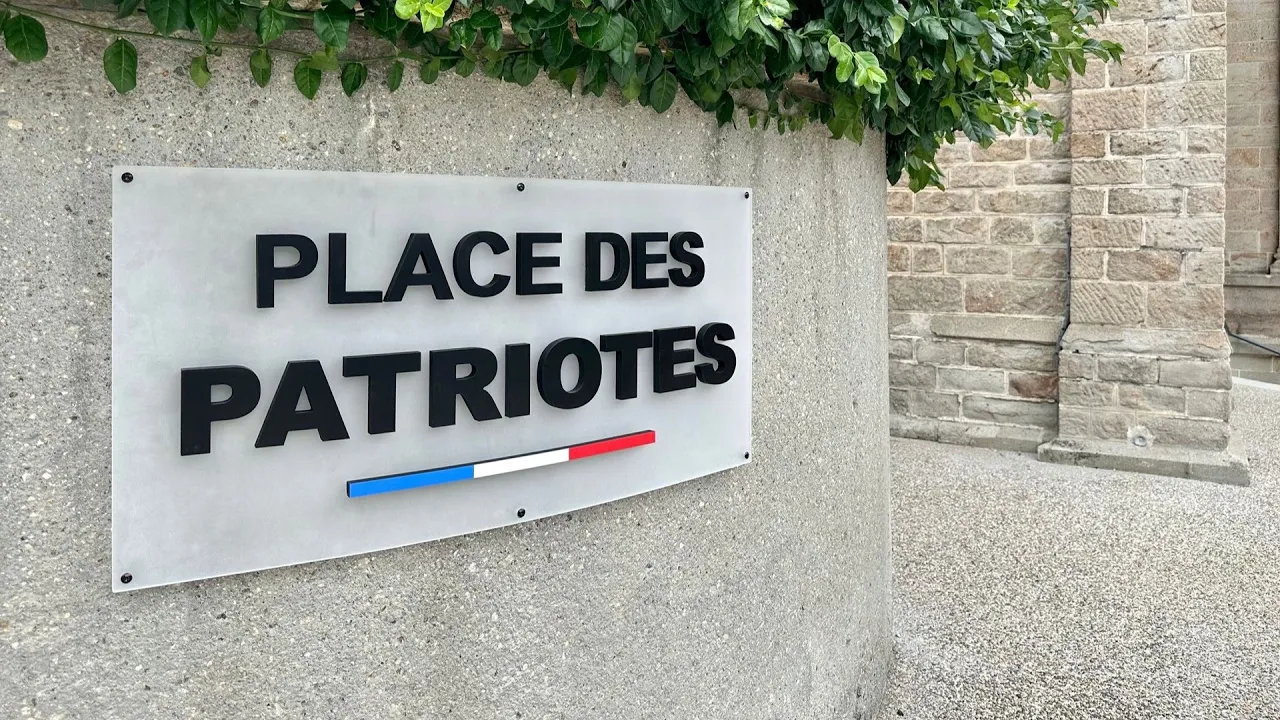 ⁣[Rediffusion] Inauguration de la « place des Patriotes »✊🇫🇷 à Roche-La-Molière