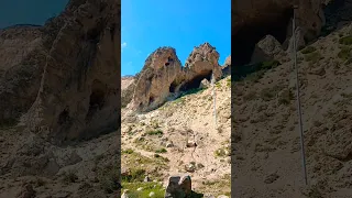 گوردخمه ها تکی به ندرت میان نگهبان را سمت چپ تکیه داده دیدید  گوردخمه ها تکی به ندرت میان نگهبان را سمت چپ تکیه داده دیدید
