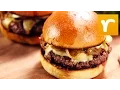 Download Lagu Mitt kök: Tommy Myllymäki gör den perfekta cheeseburgaren - TV4