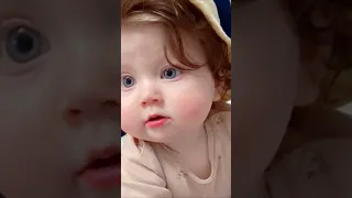 طفله جميله  ماشاء الله        دندنها