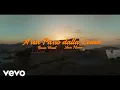 Video di Rocco Hunt, Ana Mena - A Un Passo Dalla Luna (Official Video)