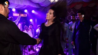 Jaan O Meri JaanJaan Pari Paro Bollywood Dance Performance 