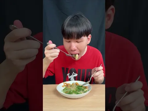 ตำเส้นพวงแซ่บๆ ถูกใจคนชอบเส้นเล็ก #ตำเส้นพวง #ตำเส้นเล็ก #ตำเส้นพวงหมูยอ