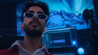 يابعد قلبي سامحيني       دندنها