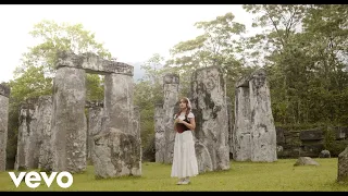 Chintya Gabriella - Cerita Besar (Official Music Video)