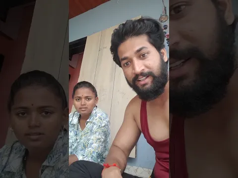iphone आणायला पैसे नाहीत 🙄काय कराव काय समजेना 😒आमचं पोट आहे मोबाईल वर 😒