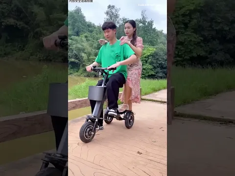 Ya cycle mari Etha aduthu pogalam nu iruntha ya akka kuttitu