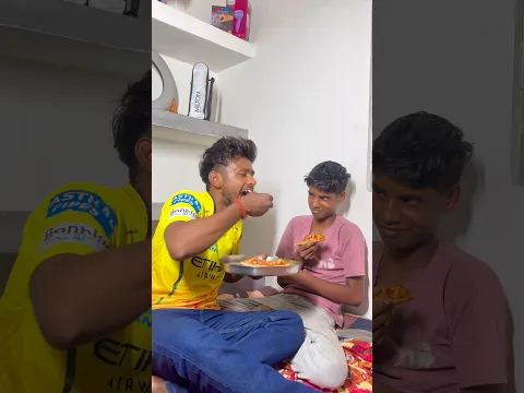 Manane ke liye pizza 🍕 #food #lifestyle #vlog #shorts
