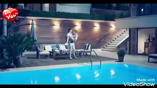 شاغلني وشاغل بالي عيني عليك ياغالي ولا غير هواك يحلالي حبك غيرلي احوالي     دندنها