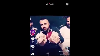 والله الفلوس عمرها ما تعمل راجل صح 