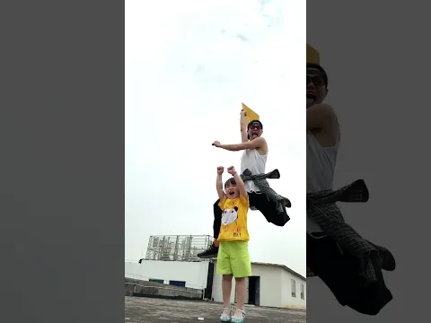 当女儿非要去厦门看飞机... #人类幼崽#宝爸带娃 #露兮粑粑 #小小露兮 #内容启发搜索