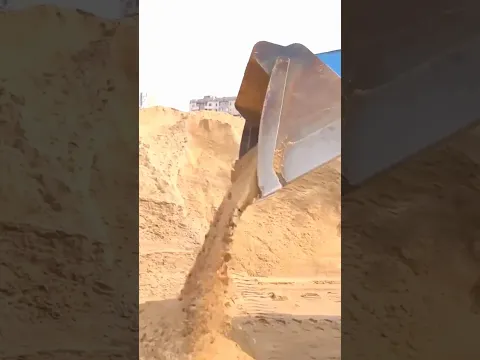 Pourquoi le tracteur s'est-il arrêté ? 👀 #shorts