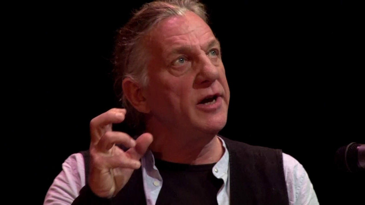 Henk Oosterling - Threefold embodiment; Researching performative 'reflaction'