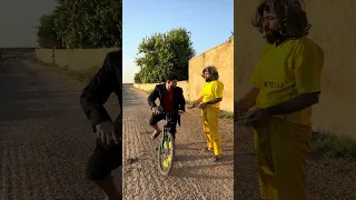 لما صاحبك يصير ازعر 