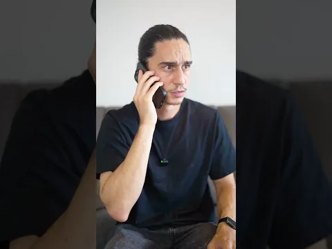 CET INCONNU ME HARCÈLE TOUS LES JOURS…