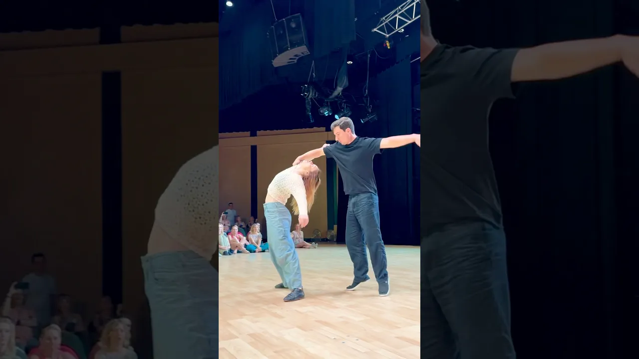 Power and soft combined 🤯 #westcoastswing #dance
