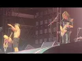 Lagu Red Hot Chili Peppers - Hey ( Incredibile solo! Live @ Paris 8/7/2022)