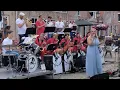 Download Lagu Sway met zangeres Leonie en Société Poubelle d'Or dd 17-6-2023.