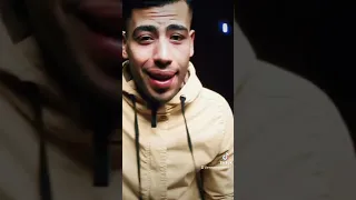 فكك م الدكن انا عايز اقولك ع العلن حبك في الدم بيتحقن بدمن امك يا مراتي 