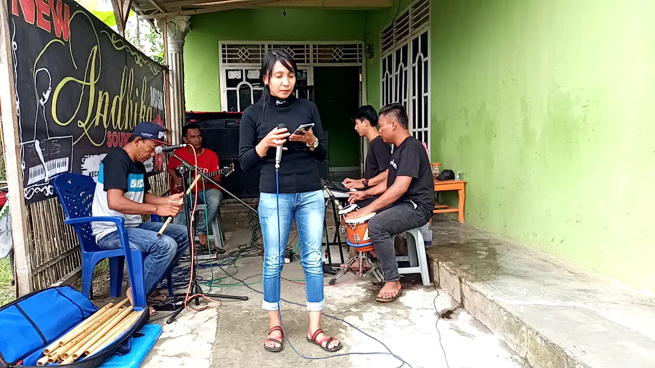 Karang cinta..(mirnawati)..Kover nilam cahayaππ Karang cinta..(mirnawati)..Kover nilam cahayaππ