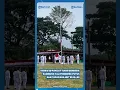 Download Lagu SISWA SD PANJAT TIANG BENDERA, SAMBUNG TALI PENGEREK PUTUS SAAT UPACARA HUT RI KE-80