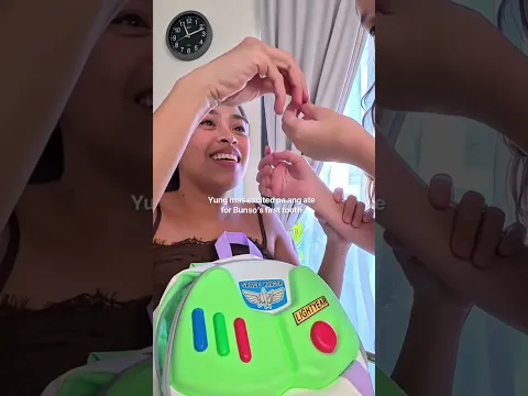Yung mas excited pa ang ate sa first tooth ni Bunso