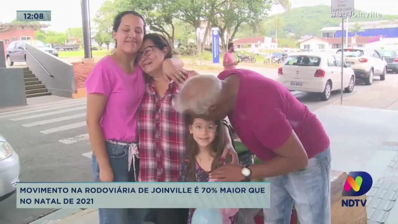 Movimento na rodoviária de Joinville é 70% maior que no Natal de 2021