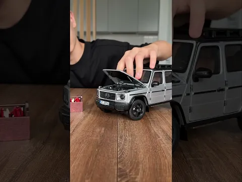 Mercedes W465 1:18: Pure Satisfaction